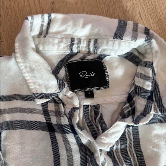 Rails Flannel - Picture 2 of 3
